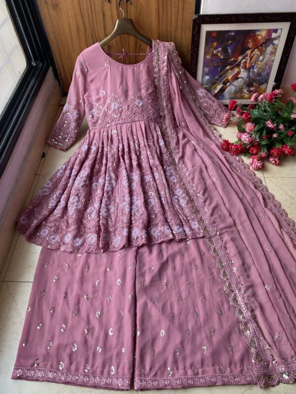 kurti plazo
