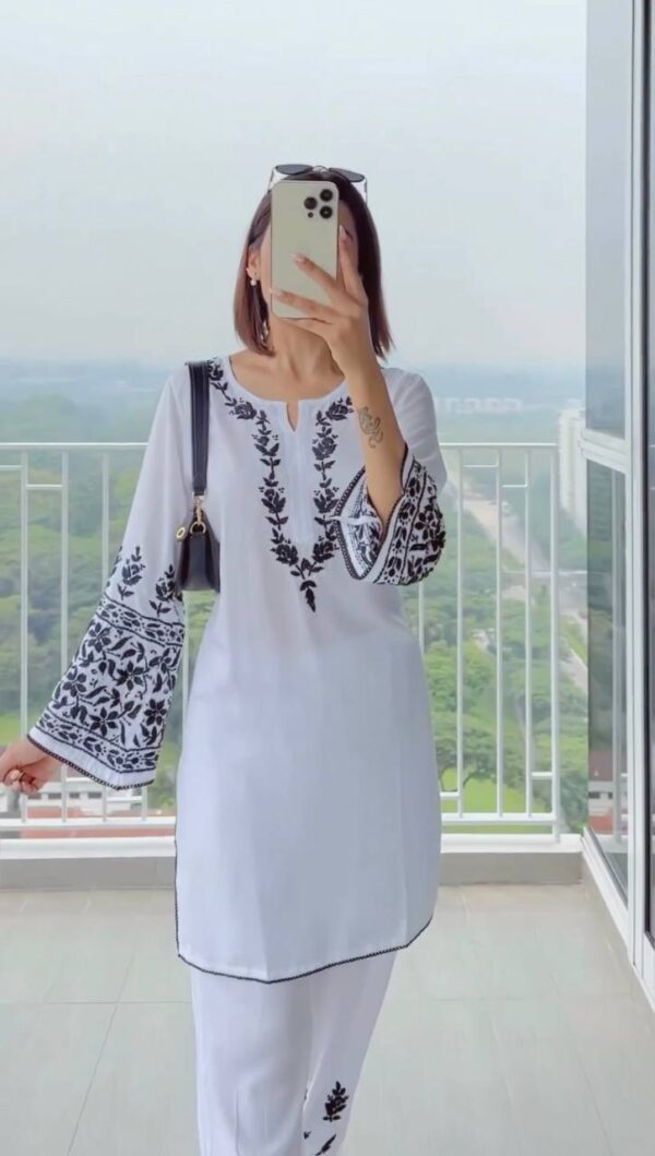 White top pant