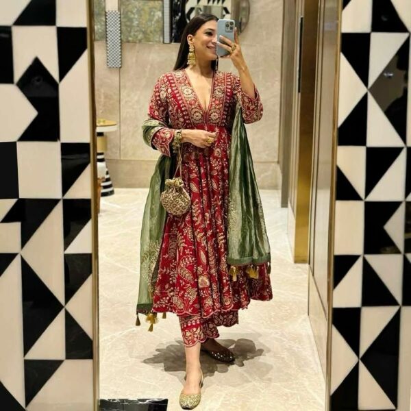 ANARKALI GOWN